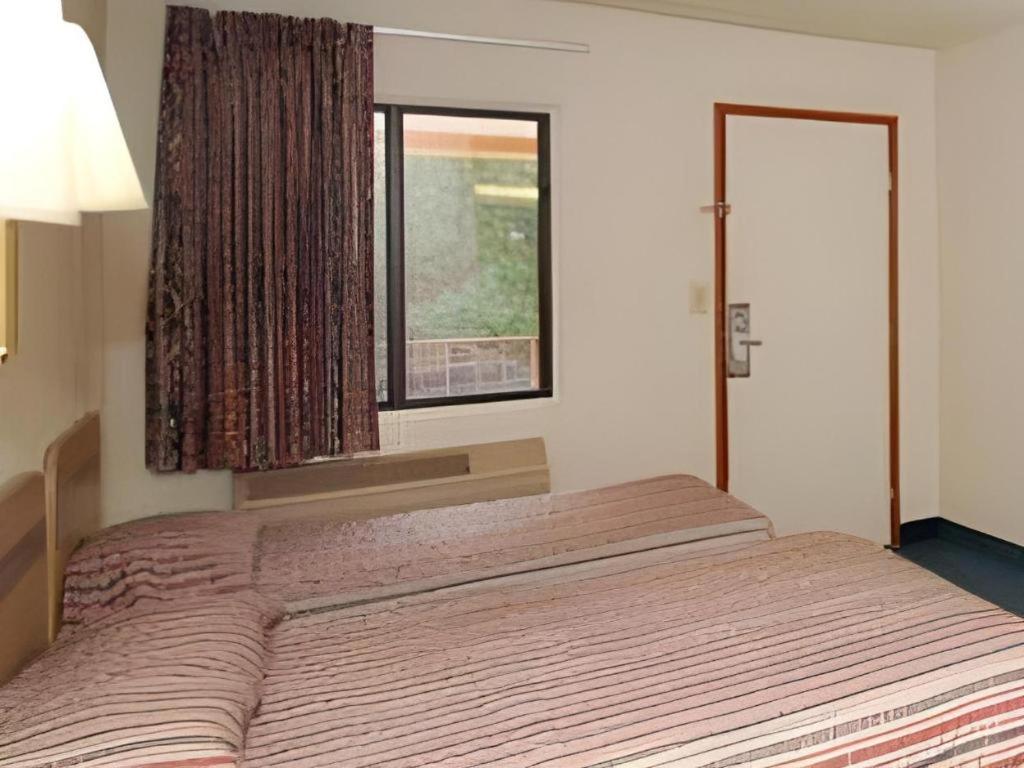 Econo Lodge Atlanta Airport East Forest Park Eksteriør billede